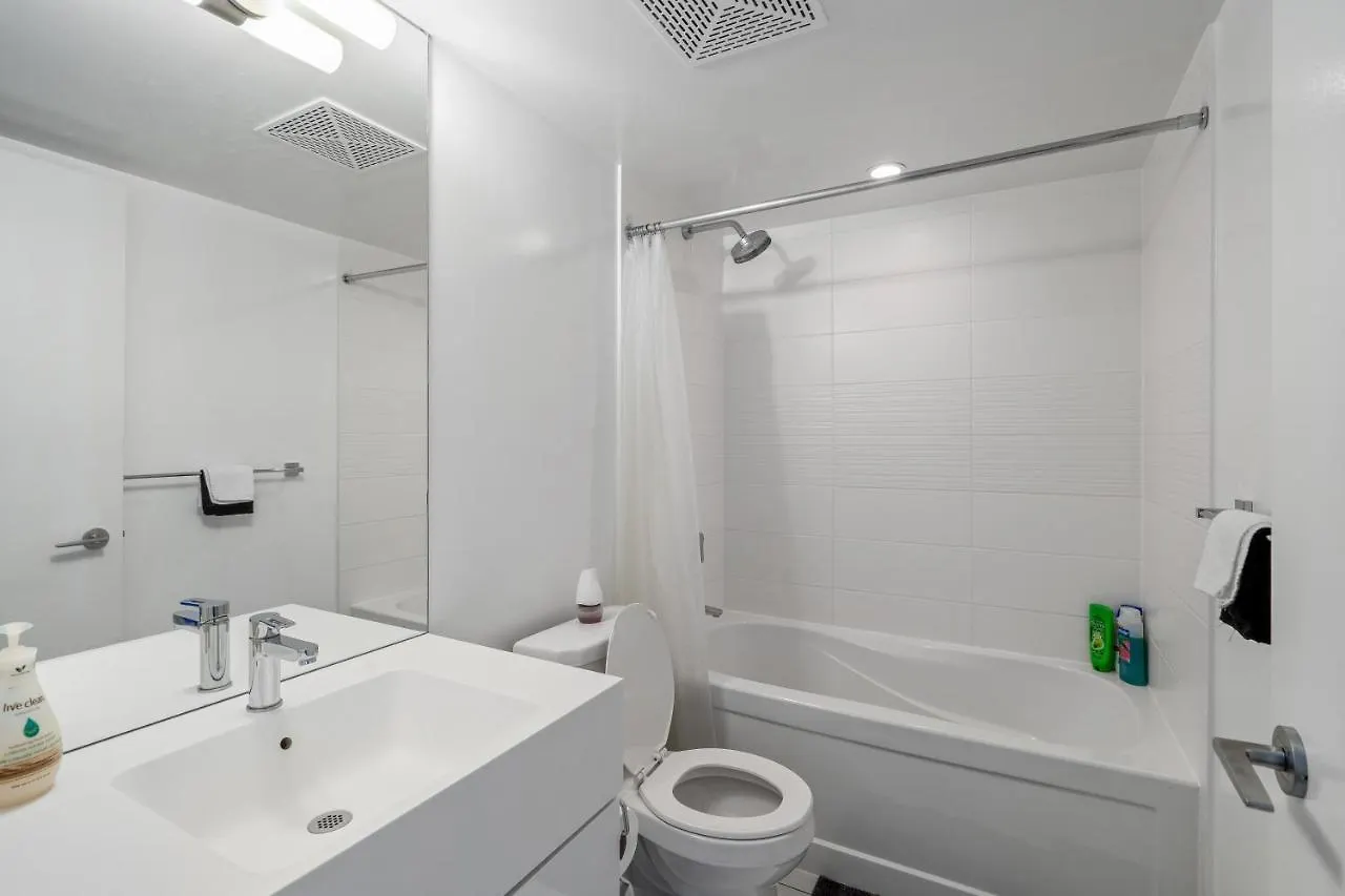 Family Oriented Downtown Toronto 2Bdrm Condo With Parking & Office Space Canada